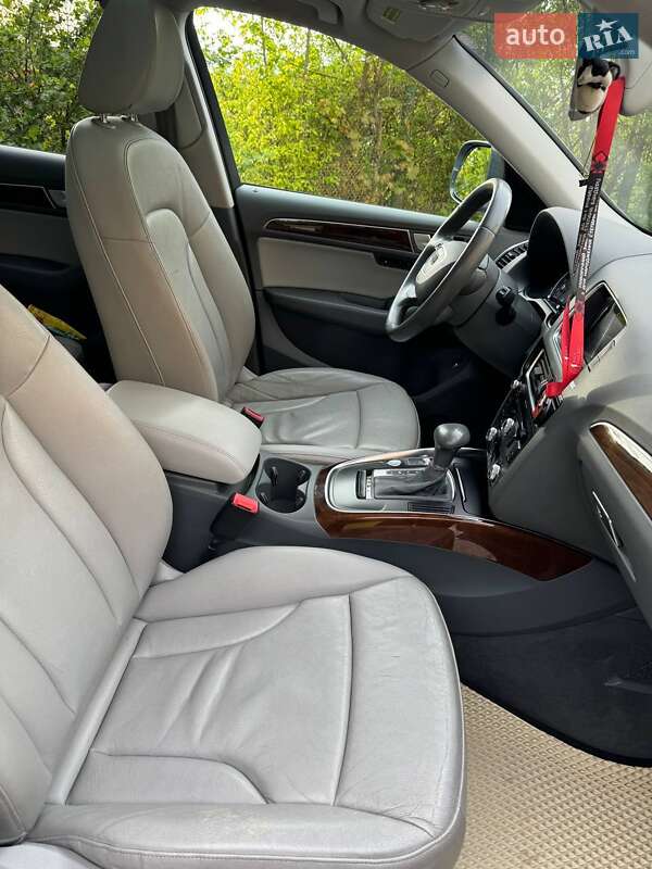 Позашляховик / Кросовер Audi Q5 2014 в Львові