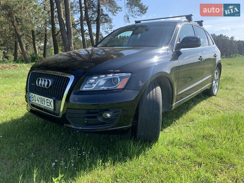 Внедорожник / Кроссовер Audi Q5 2011 в Тернополе