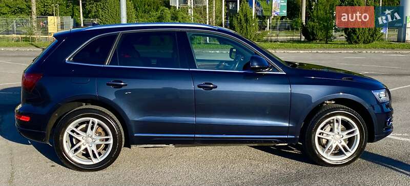 Внедорожник / Кроссовер Audi Q5 2016 в Ивано-Франковске