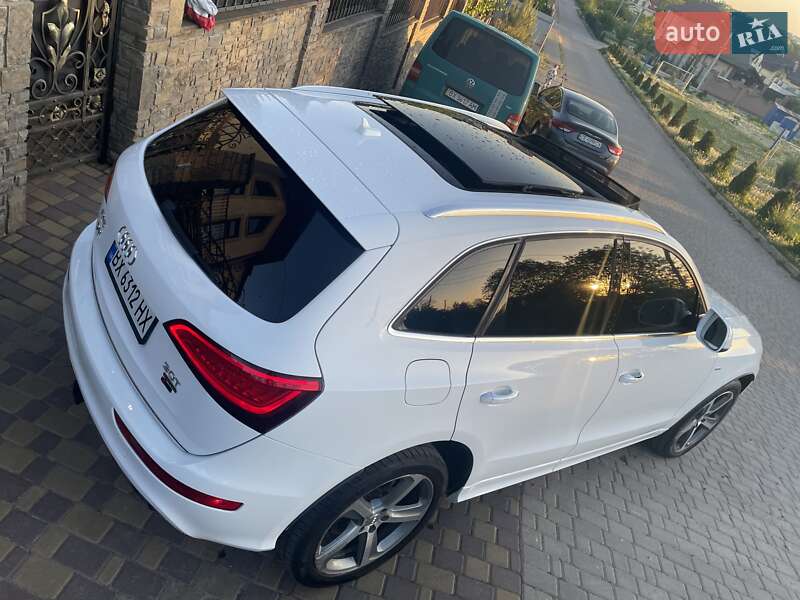 Внедорожник / Кроссовер Audi Q5 2015 в Хмельницком