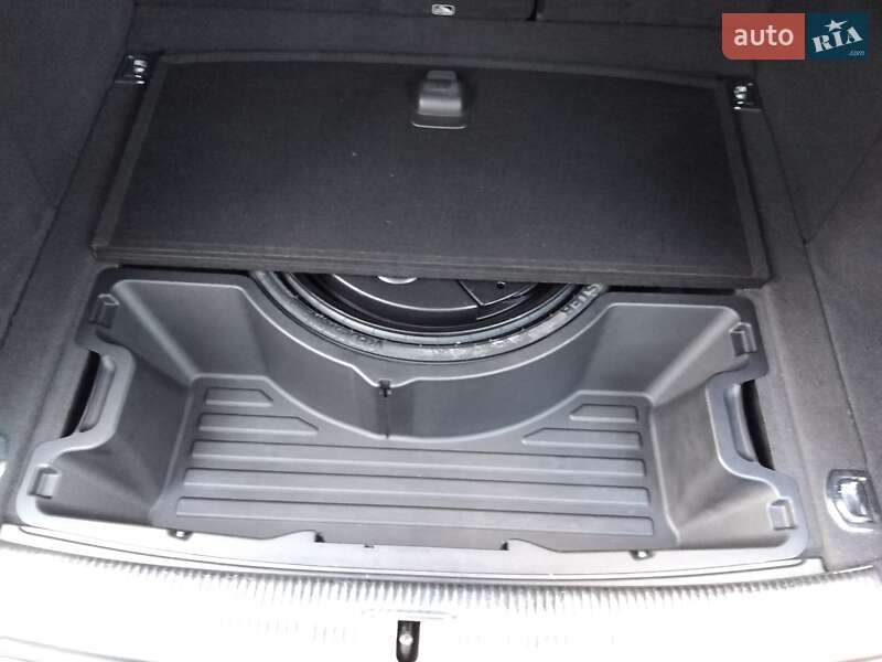 Внедорожник / Кроссовер Audi Q5 2015 в Киеве