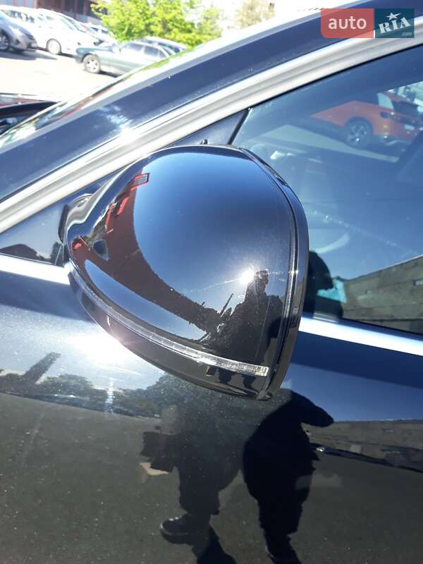 Внедорожник / Кроссовер Audi Q5 2015 в Киеве