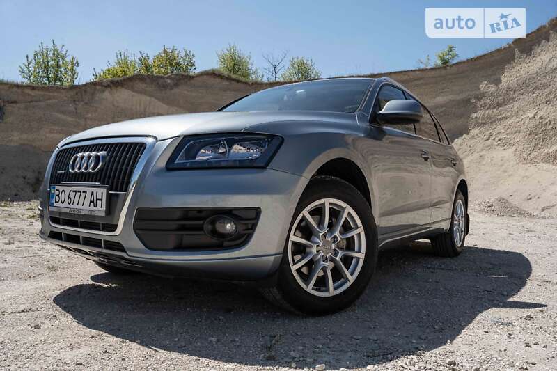 Позашляховик / Кросовер Audi Q5 2011 в Тернополі