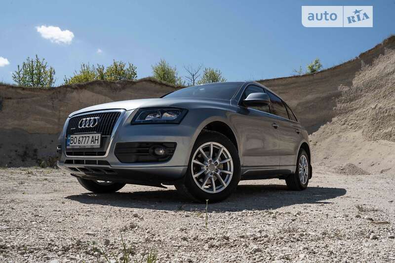 Позашляховик / Кросовер Audi Q5 2011 в Тернополі