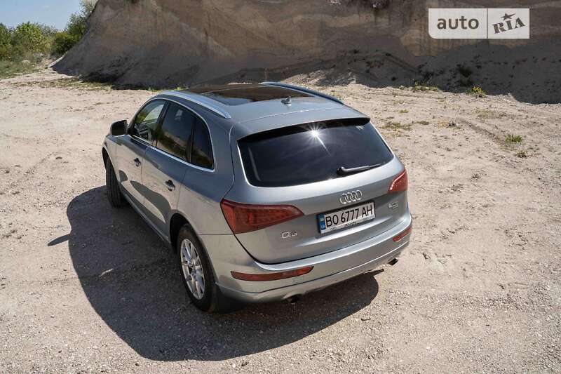 Позашляховик / Кросовер Audi Q5 2011 в Тернополі