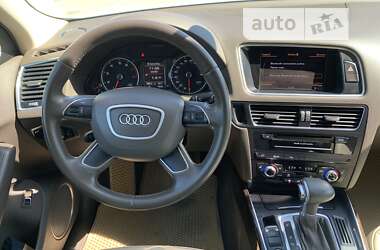 Позашляховик / Кросовер Audi Q5 2012 в Луцьку