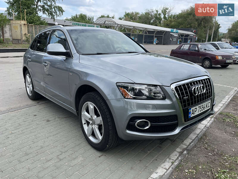 Позашляховик / Кросовер Audi Q5 2011 в Запоріжжі