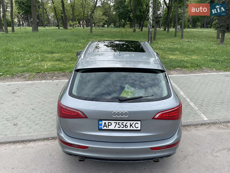 Позашляховик / Кросовер Audi Q5 2011 в Запоріжжі