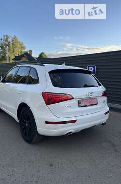 Позашляховик / Кросовер Audi Q5 2011 в Радивиліві