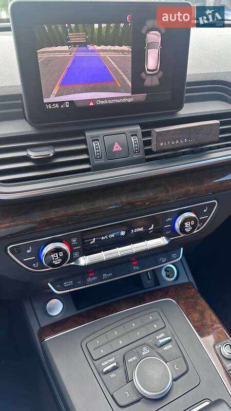 Внедорожник / Кроссовер Audi Q5 2018 в Ивано-Франковске
