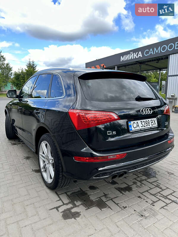Внедорожник / Кроссовер Audi Q5 2011 в Смеле