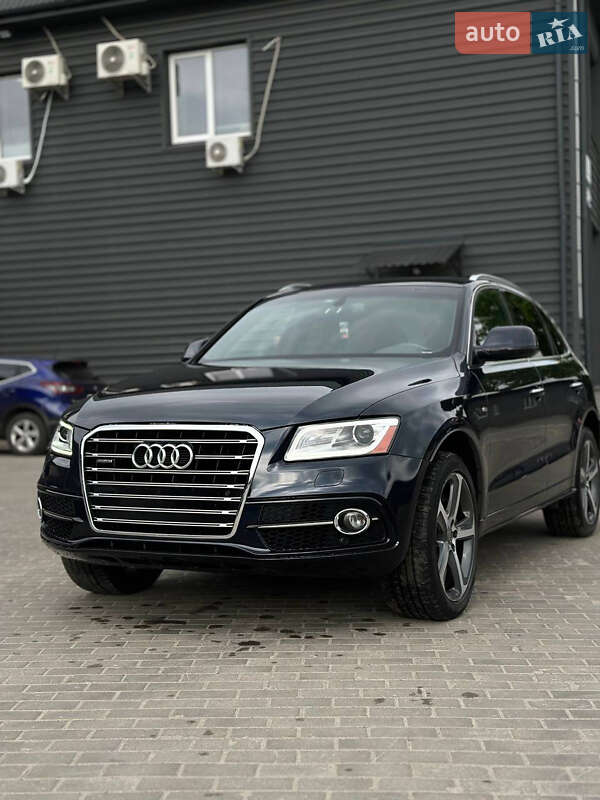 Внедорожник / Кроссовер Audi Q5 2016 в Софиевской Борщаговке