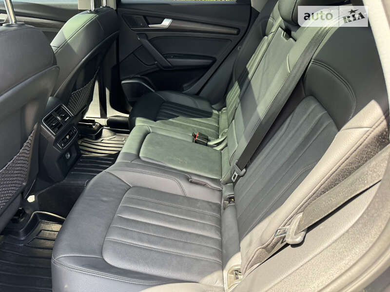 Внедорожник / Кроссовер Audi Q5 2018 в Виннице