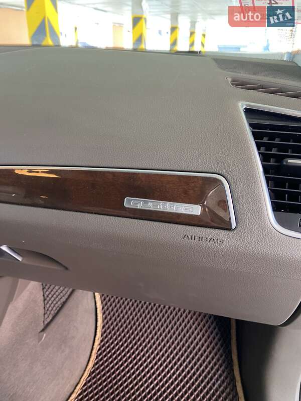 Внедорожник / Кроссовер Audi Q5 2011 в Луцке