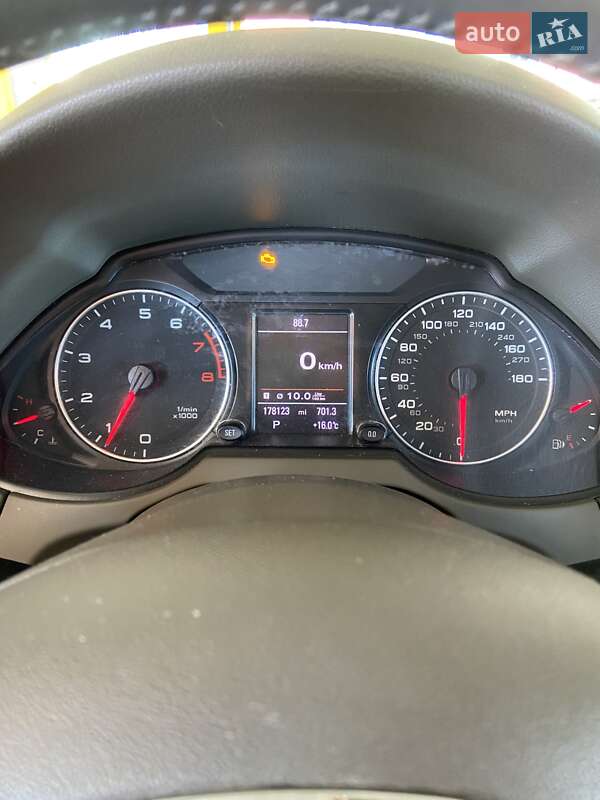 Внедорожник / Кроссовер Audi Q5 2011 в Луцке