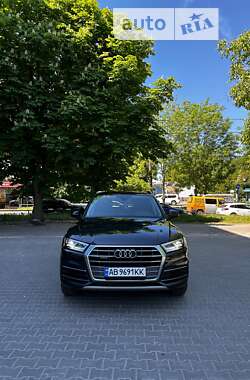 Позашляховик / Кросовер Audi Q5 2018 в Вінниці