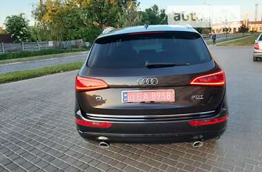 Внедорожник / Кроссовер Audi Q5 2015 в Владимир-Волынском