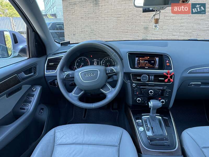 Позашляховик / Кросовер Audi Q5 2014 в Одесі