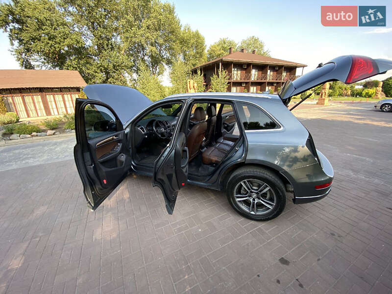 Внедорожник / Кроссовер Audi Q5 2015 в Днепре