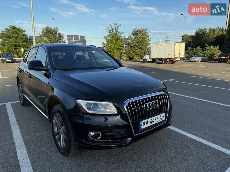 Внедорожник / Кроссовер Audi Q5 2012 в Киеве