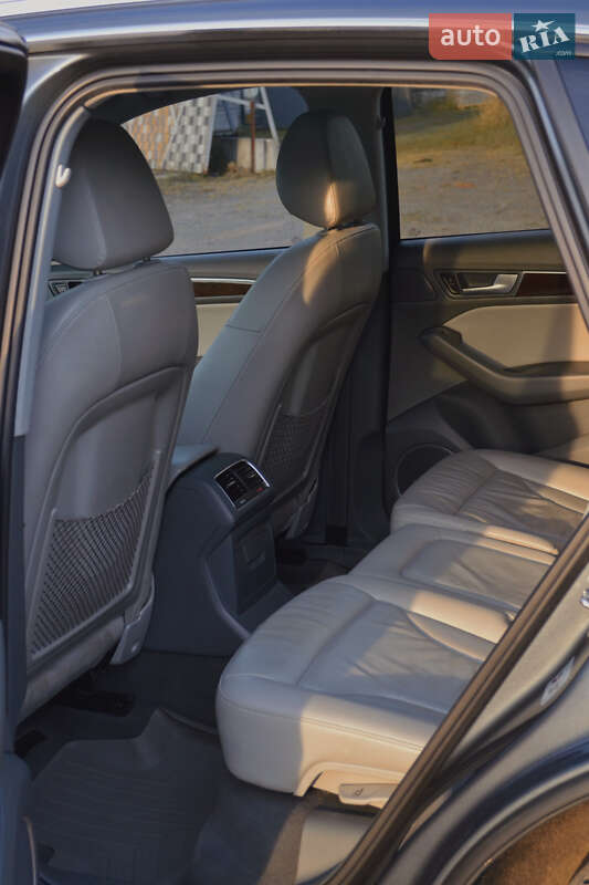 Внедорожник / Кроссовер Audi Q5 2012 в Ужгороде