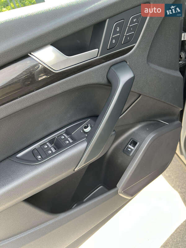 Позашляховик / Кросовер Audi Q5 2017 в Гусятині фото 58 Позашляховик / Кросовер Audi Q5 2017 в Гусятині