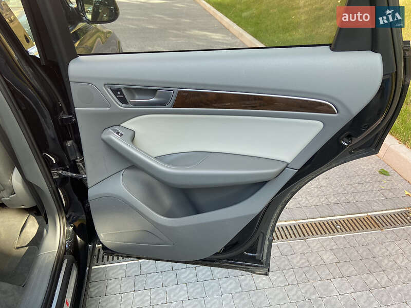 Внедорожник / Кроссовер Audi Q5 2013 в Львове