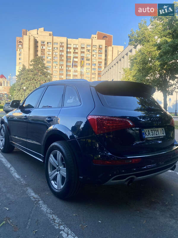 Внедорожник / Кроссовер Audi Q5 2011 в Киеве