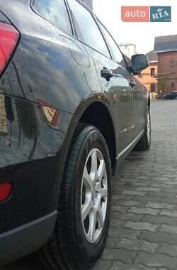 Внедорожник / Кроссовер Audi Q5 2011 в 