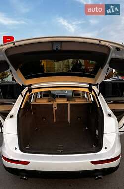 Внедорожник / Кроссовер Audi Q5 2015 в 