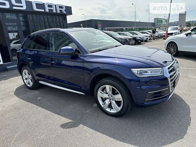 Позашляховик / Кросовер Audi Q5 2017 в Києві