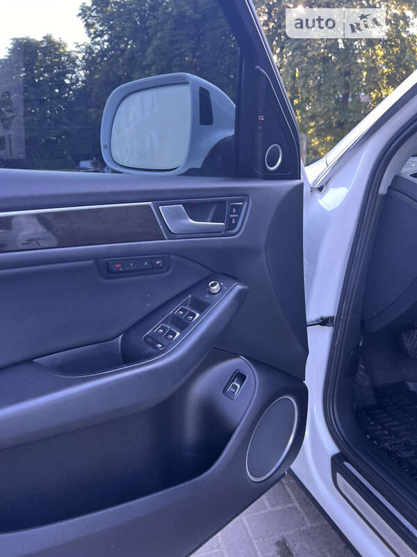 Внедорожник / Кроссовер Audi Q5 2013 в Львове