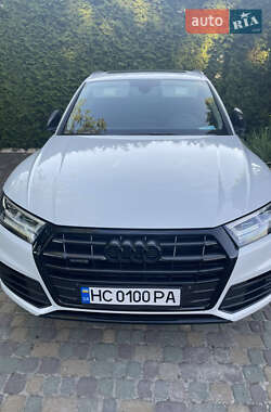 Позашляховик / Кросовер Audi Q5 2018 в 