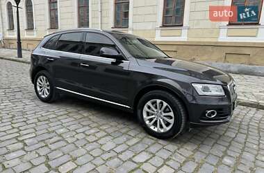Позашляховик / Кросовер Audi Q5 2016 в 