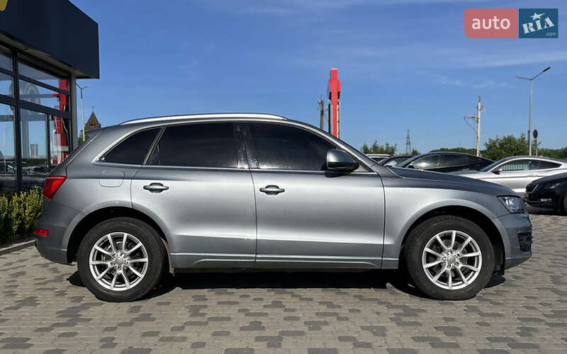 Внедорожник / Кроссовер Audi Q5 2010 в Мукачево