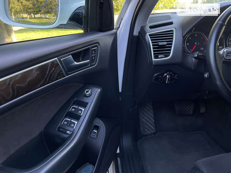 Внедорожник / Кроссовер Audi Q5 2015 в Черновцах фото 31 Внедорожник / Кроссовер Audi Q5 2015 в Черновцах