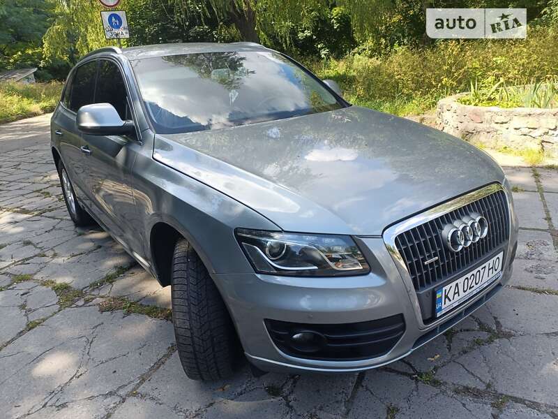 Позашляховик / Кросовер Audi Q5 2011 в Києві