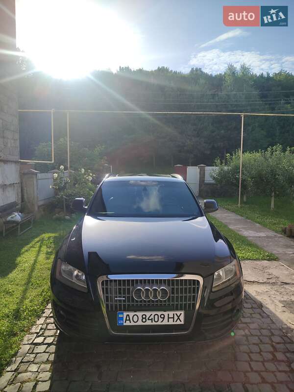 Внедорожник / Кроссовер Audi Q5 2010 в Ужгороде фото 3 Внедорожник / Кроссовер Audi Q5 2010 в Ужгороде