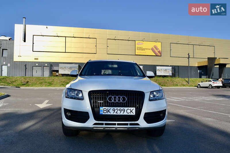 Внедорожник / Кроссовер Audi Q5 2011 в Ровно