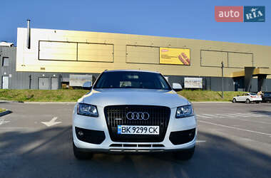 Внедорожник / Кроссовер Audi Q5 2011 в 