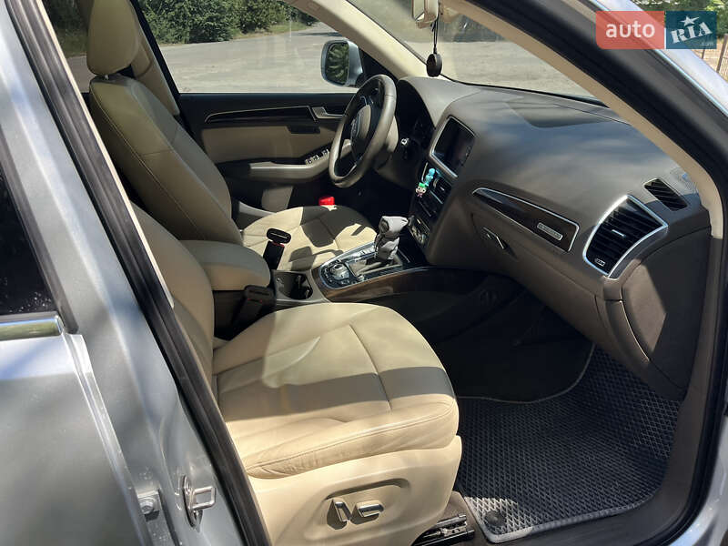 Внедорожник / Кроссовер Audi Q5 2012 в Очакове фото 13 Внедорожник / Кроссовер Audi Q5 2012 в Очакове