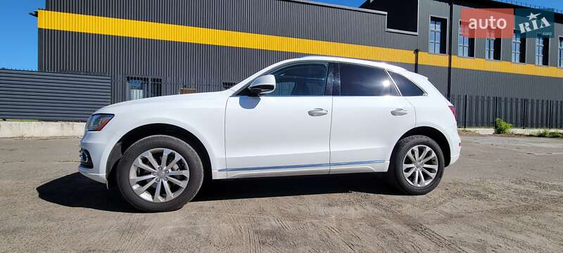 Позашляховик / Кросовер Audi Q5 2015 в Києві