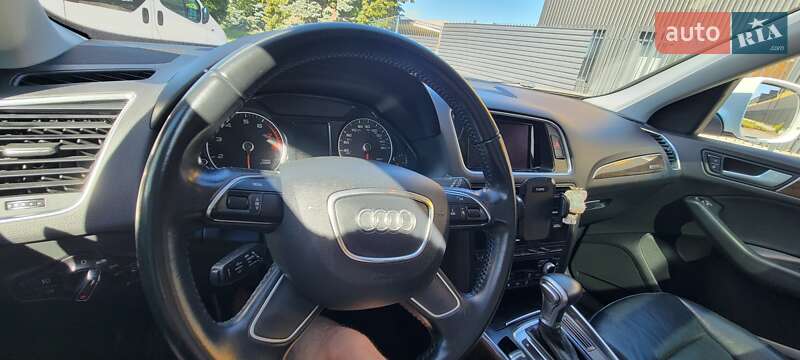 Позашляховик / Кросовер Audi Q5 2015 в Києві