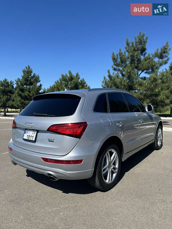 Позашляховик / Кросовер Audi Q5 2015 в Києві