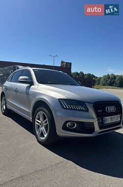 Внедорожник / Кроссовер Audi Q5 2015 в 