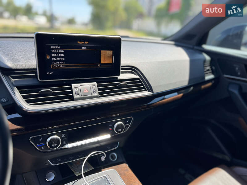 Внедорожник / Кроссовер Audi Q5 2019 в Ивано-Франковске