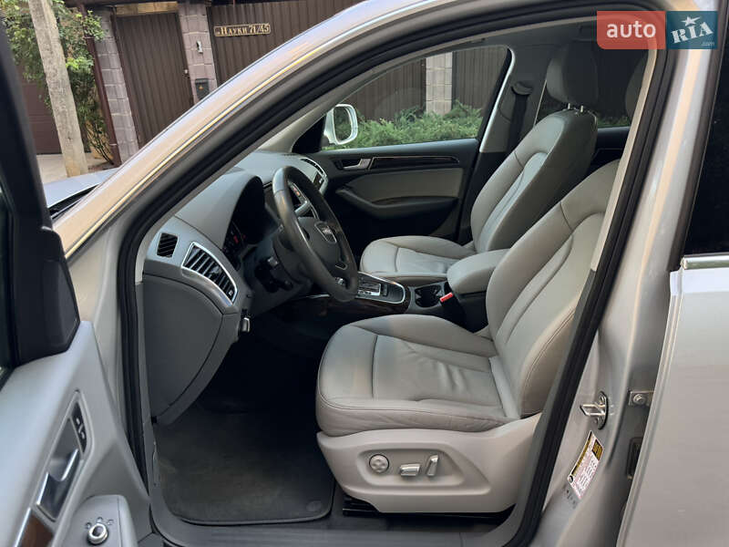 Позашляховик / Кросовер Audi Q5 2013 в Харкові