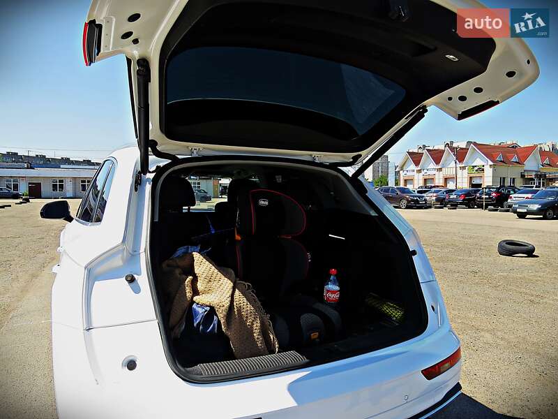 Внедорожник / Кроссовер Audi Q5 2020 в Черкассах