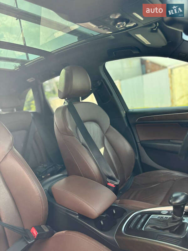 Внедорожник / Кроссовер Audi Q5 2015 в Стрые