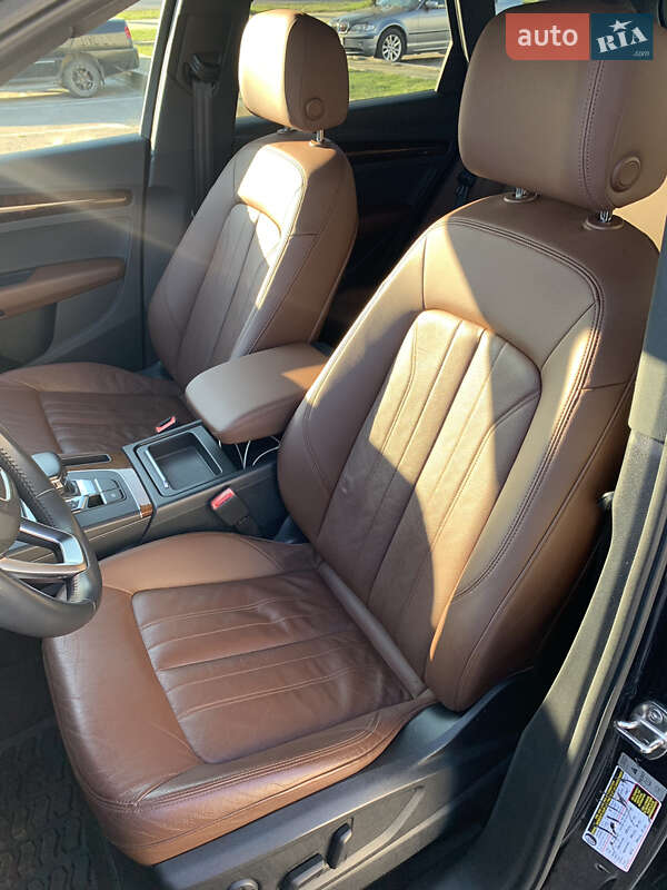 Внедорожник / Кроссовер Audi Q5 2017 в Львове